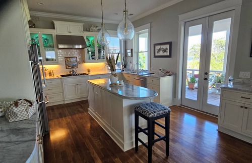 Charleston House | House on the Wando River with a great sunrise Limited times available