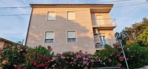 Marina di Pisa Apartment | House Orilia in the green and by the sea