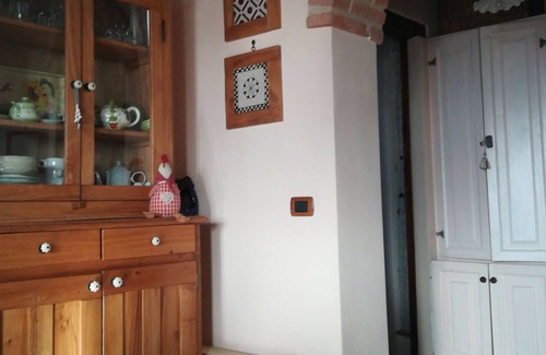 Gioiella House | House surrounded by the Tuscan-Umbrian countryside. Lake view. private garden. Pool.