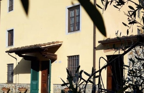 Santa Maria del Giudice House | House surrounded by greenery and in absolute tranquility