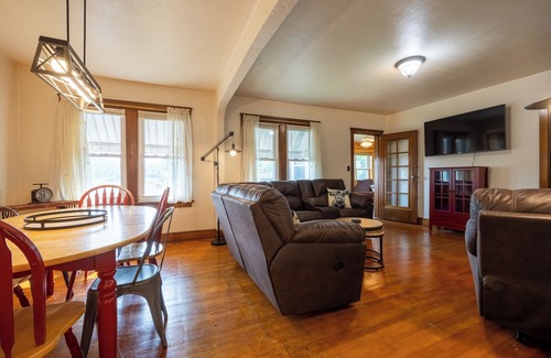 Chippewa Falls House | House that is connected to a BAR! Sleeps 8 on the UTV/Snowmobile trail!