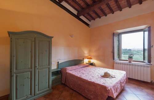 Siena Villa | House the Arches with garden in the old convent in Siena
