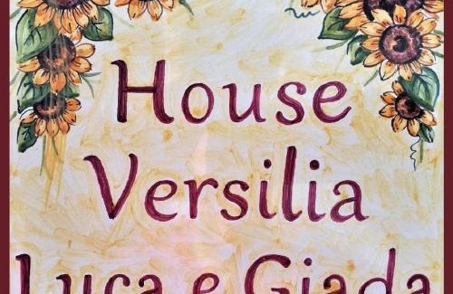 Querceta House | House Versilia Luca E Giada, 5 chilometri da Forte dei Marmi!