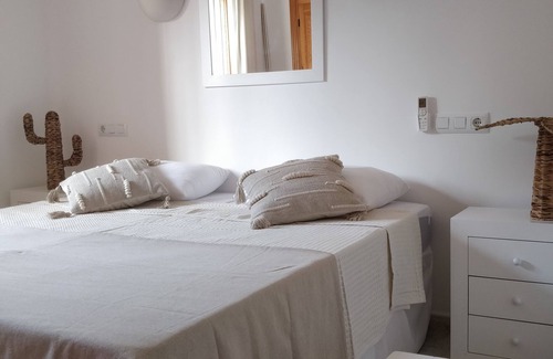 Media Luna Villa | House Villa Balcon al Mar area 5 minutes from all amenities