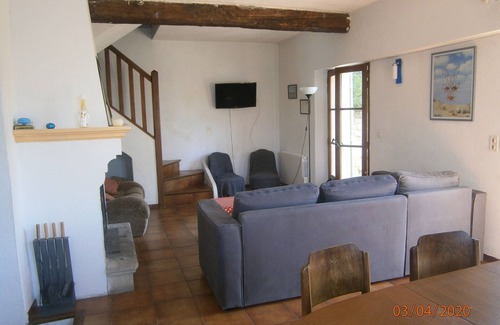 Saint-Pierre-de-Vassols House | House with breathtaking views for 8/9 persons