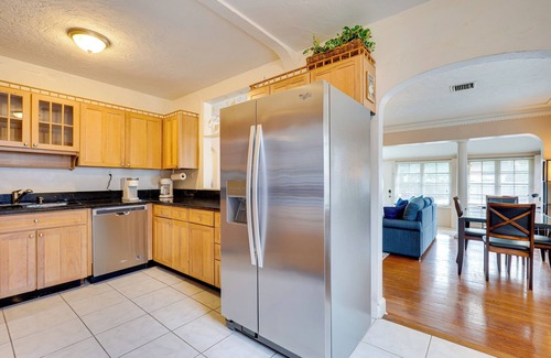 Harbordale House | House w/Shared Pool Access: 4 Mi to Beaches!