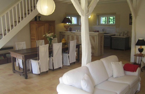 Saint-Jean-dEstissac House | House with character