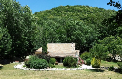 Valgorge House | House with 40m2 covered terrace, in quiet La Baume valley, sleeps 6.