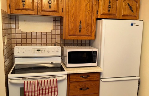 West St. Paul House | House with a River Back Location