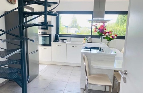 Longages House | House with all modern comforts, swimming pool, spa and sauna.