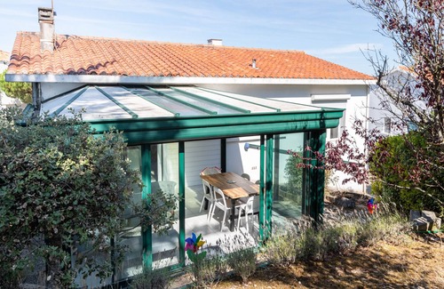 Fromentine Ski Chalet | House with bright veranda - 300m from the beach