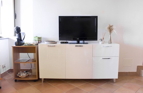 Capo d'Orlando Apartment | House with Enchanting Ocean View-S. Gregorio and the Aeolian Islands. Free WI-FI