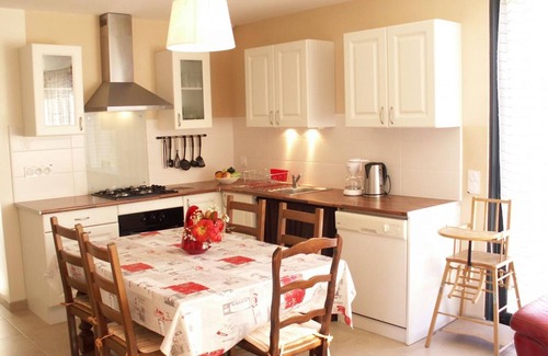 Saint-Paterne-Racan Cottage | House with heated pool and spa in Touraine