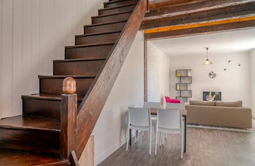 Saint-Pierre-de-Frugie House | House with a private hot tub and medieval garden