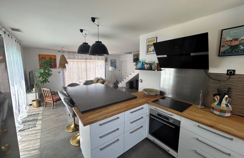 Sainte-Marie-Plage Villa | House with private villa, beach 400 metres away
