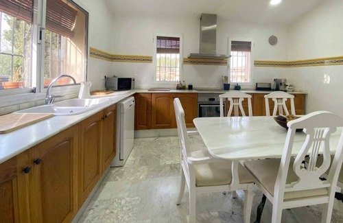 Colinas de San Antonio Villa | House with garden and private pool