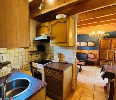 Penvins House | House with garden close to the sea