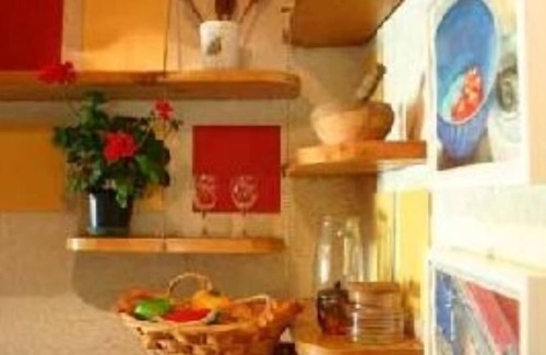 Aramo House | House with garden with olive trees