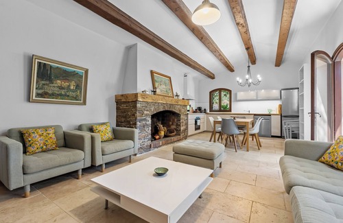 Bormes-Les-Mimosas Villa | House with large pool in private property of 17 hectares, 1km from the village