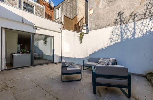 Deurne House | House with large and sunny terrace