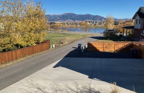 Valley West Cottage | House with mountain view