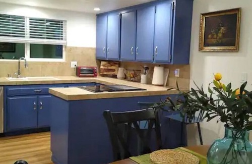 Santa Rosa House | House with New Addition King Size Bed, close to Downtown, St Helena, Kenwood