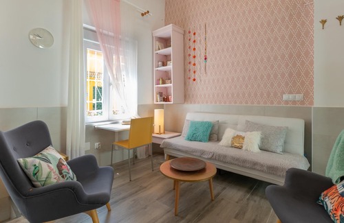 La Trinidad Cottage | House with patio and terrace next to the center of Malaga