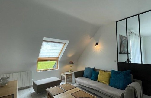 Tregastel House | House with private garden near the sea