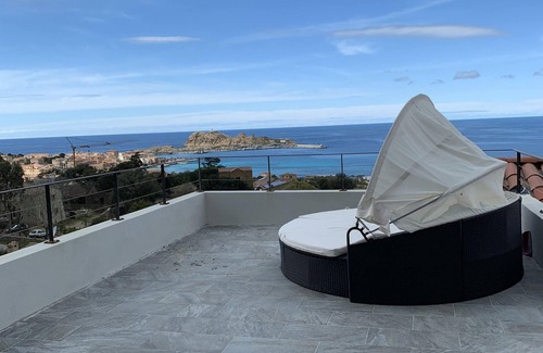 L'Ile-Rousse House | House with private pool, Rooftop roof, sea and city views