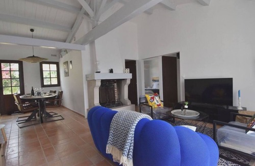 La Couarde-sur-Mer House | House with swimming pool 300 metres from the beach and center