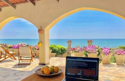 Santa Croce Camerina Villa | House with sea view - Punta Secca