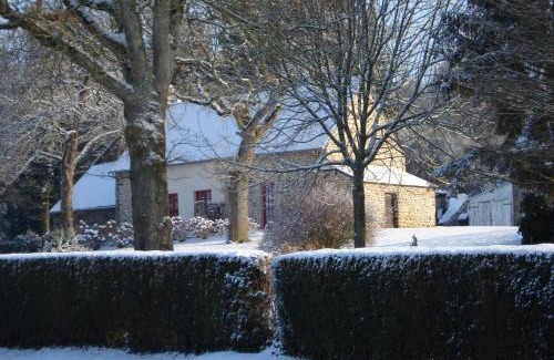 Bonnemain House | House with stunning views across the meadows