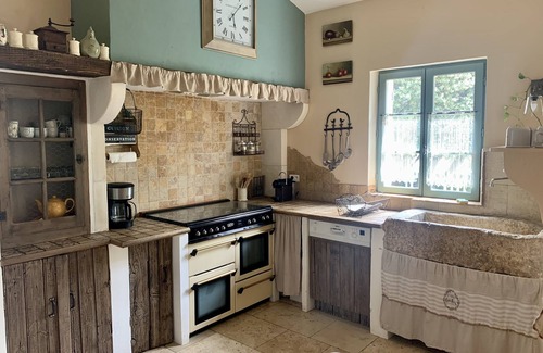 Eygalieres House | House with swimming pool at the bottom of alpilles