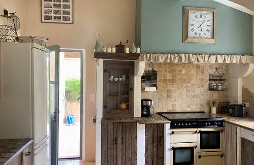 Eygalieres House | House with swimming pool at the bottom of alpilles