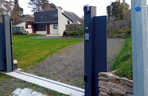 Pleumeur-Bodou House | House with terrace and garden for 5 persons 200m from the beach in Brittany