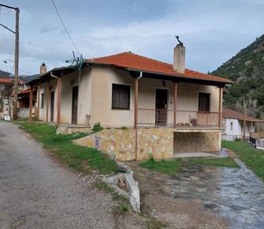 Kato Zachlorou House | House Zachlorou 11