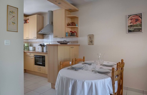 Saint-Brevin-les-Pins Ski Chalet | Housse for 4, 500m at the beach