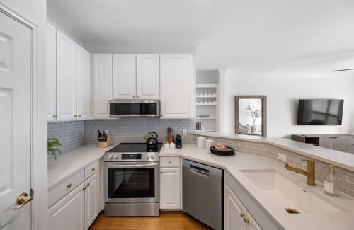 The Galleria Condo | Houston charming Condo, a one-bedroom apartment near Galleria-