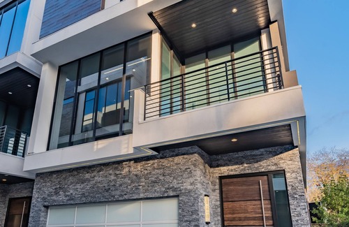 Shady Acres House | Houston Heights Luxury Retreat VII