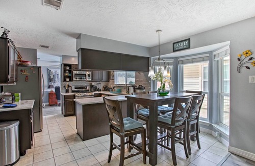 Clear Lake House | Houston Home with Private Outdoor Pool!