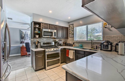 Clear Lake House | Houston Home with Private Outdoor Pool!