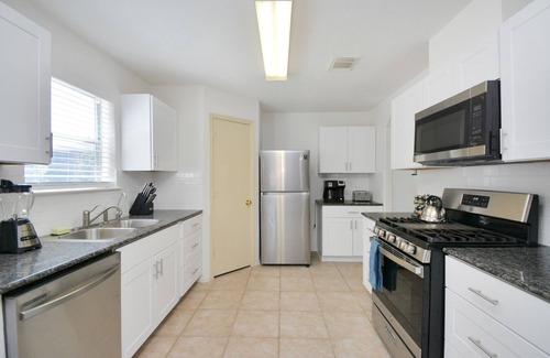 Barkers Branch House | HOUSTON/KATY-FAMILY & PET FRIENDLY 5 BED/3.5 BATH W/GAME ROOM