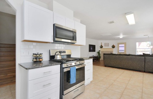 Barkers Branch House | HOUSTON/KATY-FAMILY & PET FRIENDLY 5 BED/3.5 BATH W/GAME ROOM