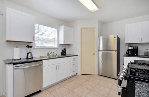 Barkers Branch House | HOUSTON/KATY-FAMILY & PET FRIENDLY 5 BED/3.5 BATH W/GAME ROOM
