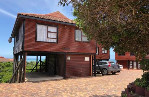 Aston Bay Ski Chalet | Houtboschbaai 9 Pelikaan