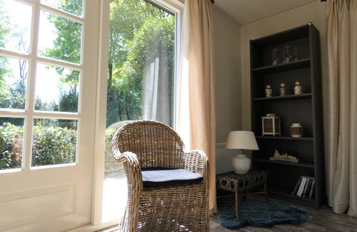 Marum Ski Chalet | Houten chalet wat direct aan het bos gelegen is