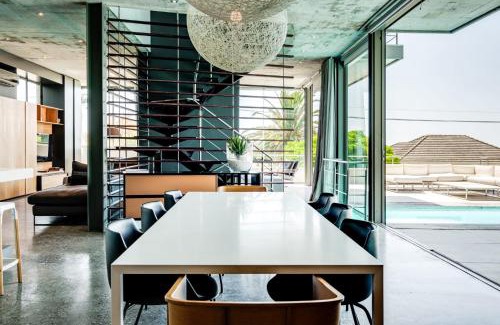 Camps Bay Villa | Hove Villa