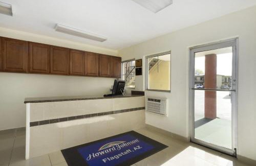 Flagstaff Hotel | Howard Johnson by Wyndham Flagstaff University West