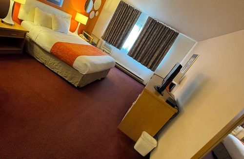 Fort St. John Hotel | Howard Johnson Hotel by Wyndham