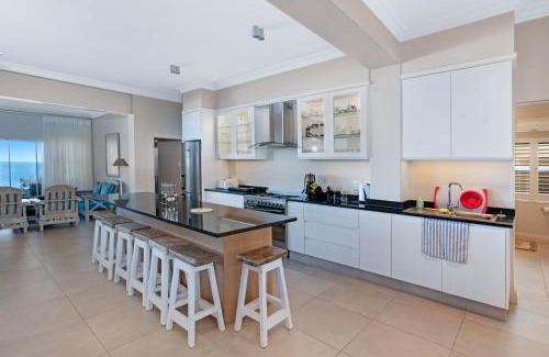 Umhlali Beach Apartment | Howela Beach House